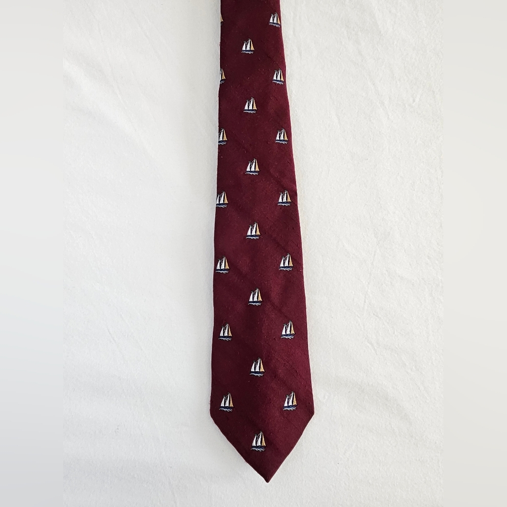 Vtg Knott’s Berry Farm Bob’s Men’s Shop Tie Maroon Nautical Sailboat Polyester